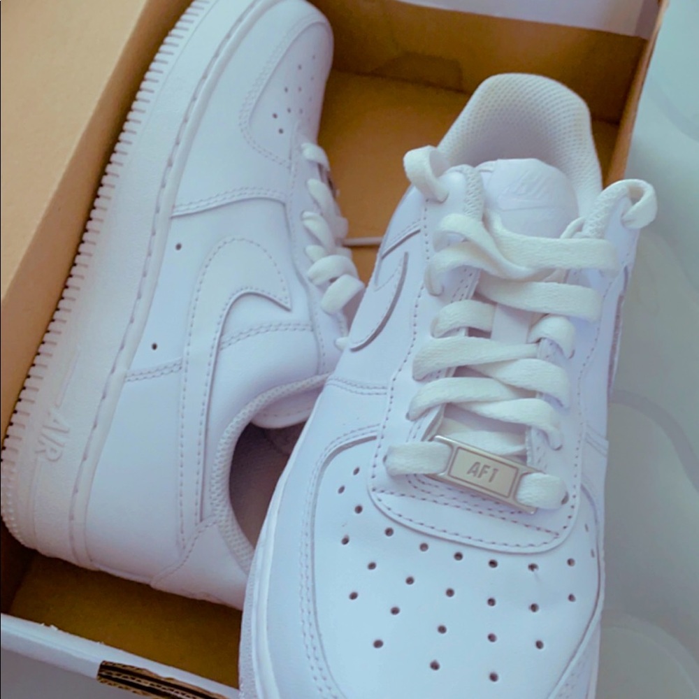 AF1 07